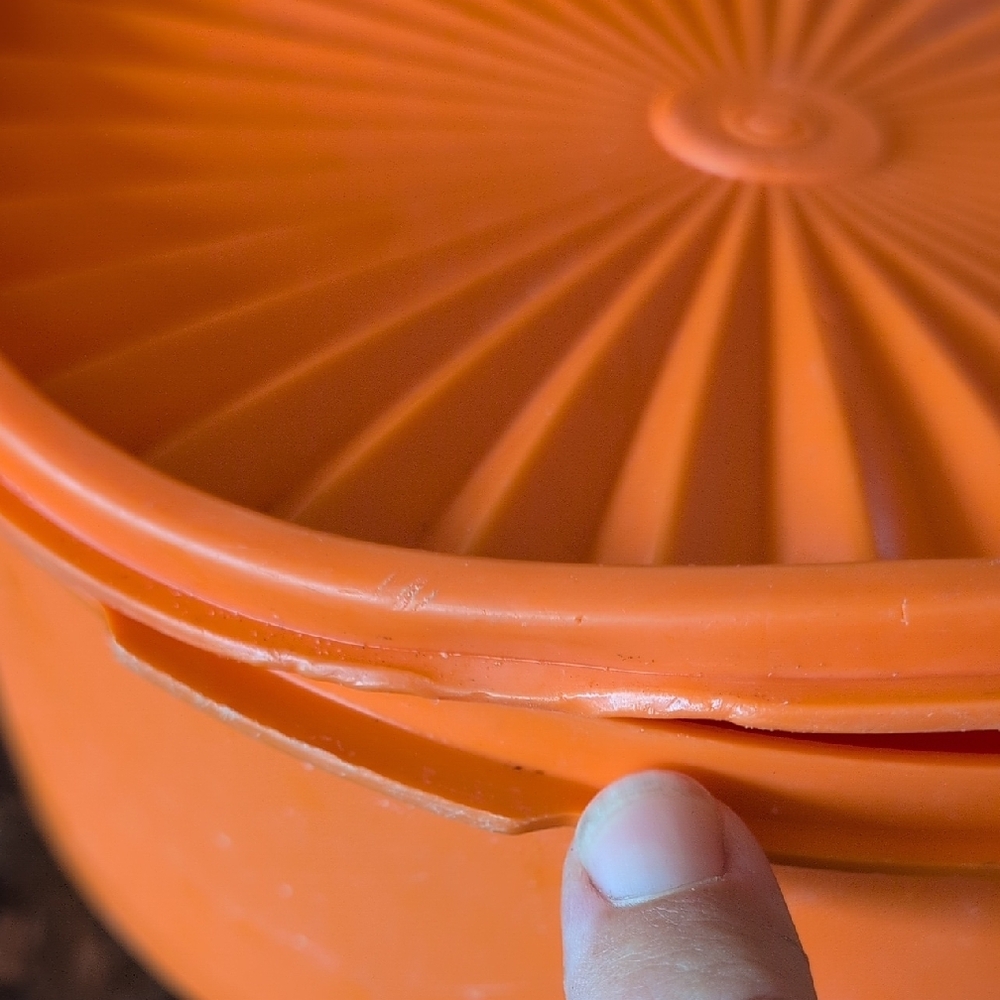 Orange Stackable Food Storage Containers - Picture 2 of 8